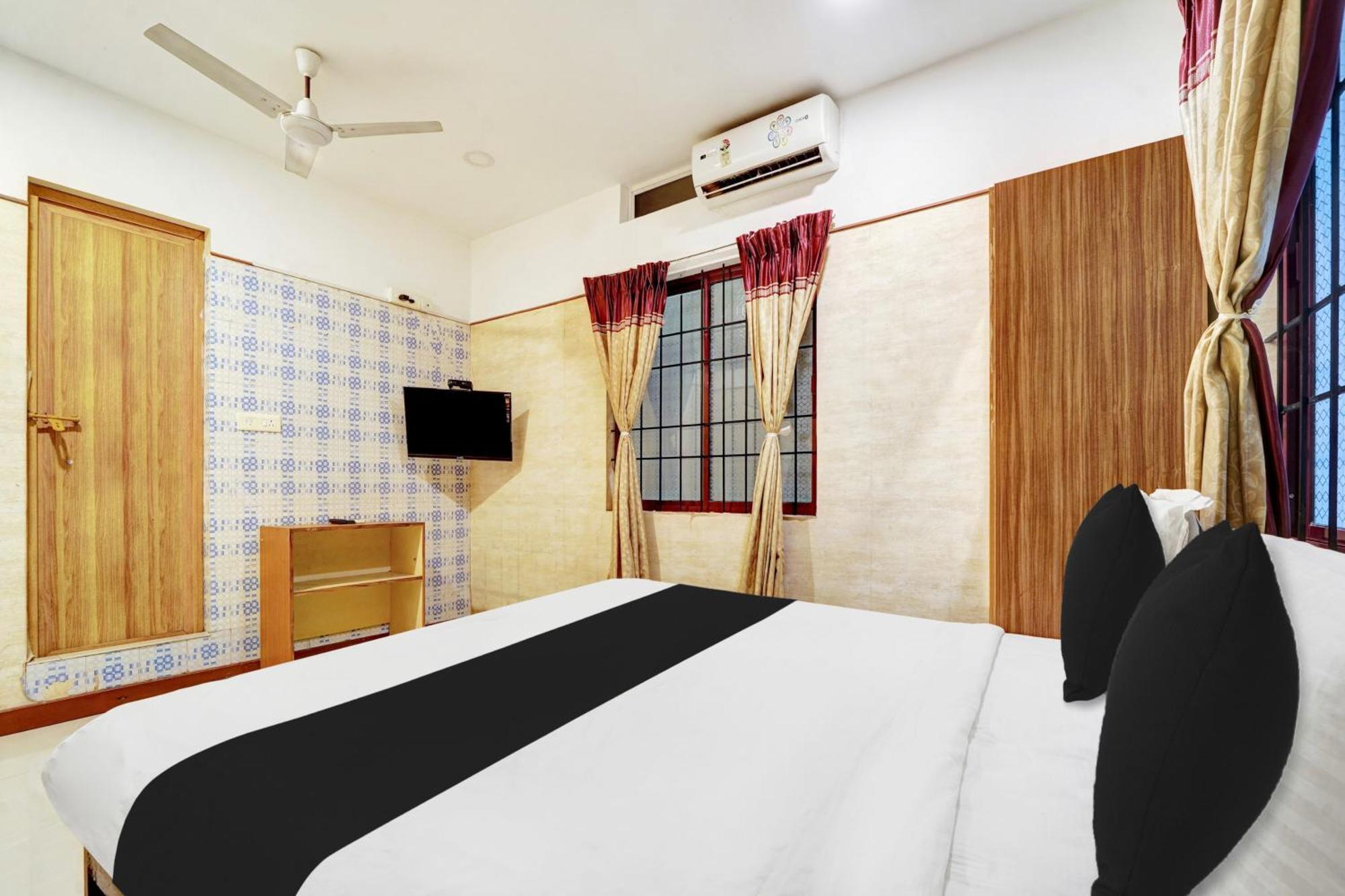 Super Collection O Vazhakkala Kakkanad Hotel Kochi