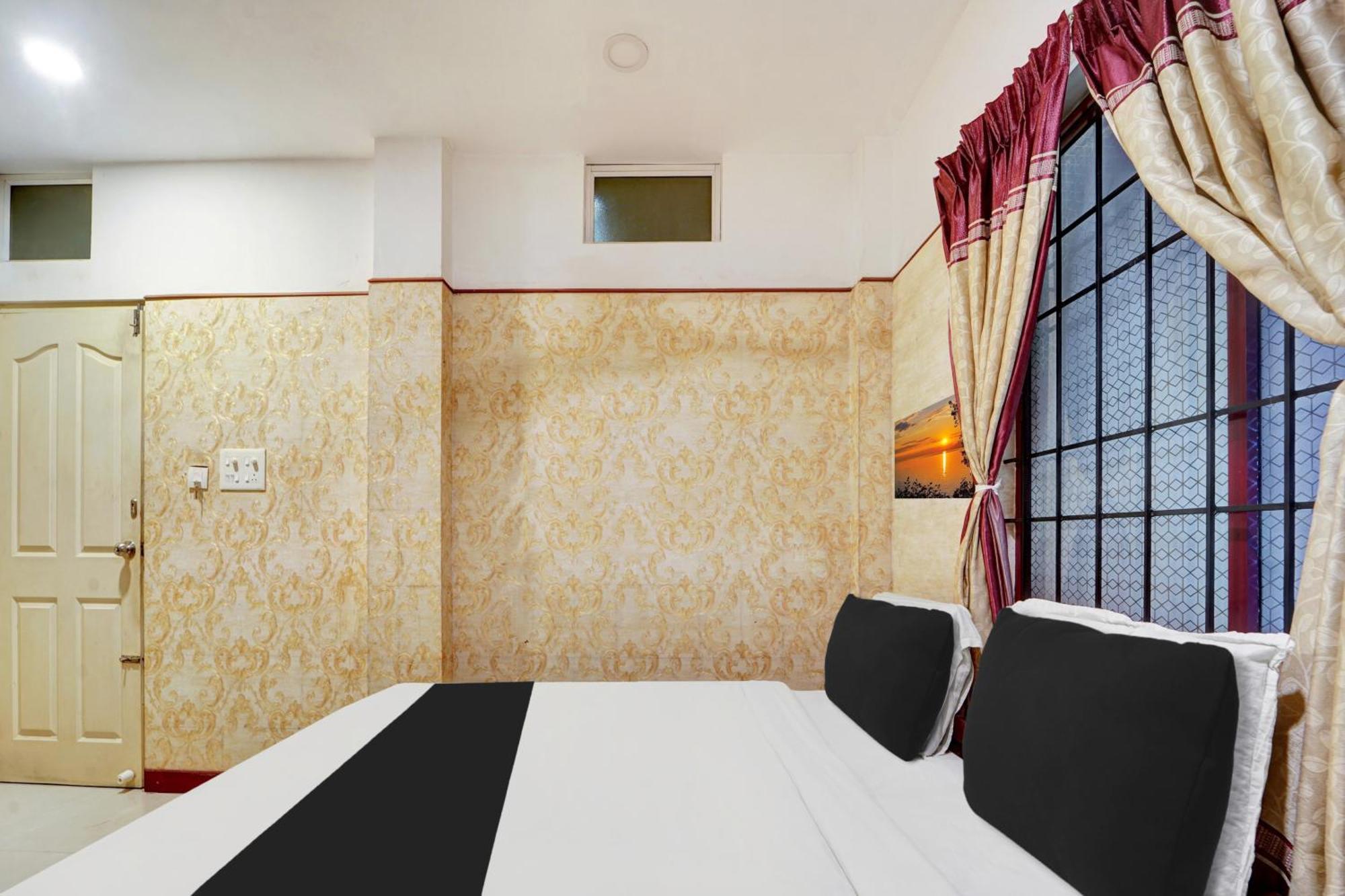 Hotel Super Collection O Vazhakkala Kakkanad Kochi