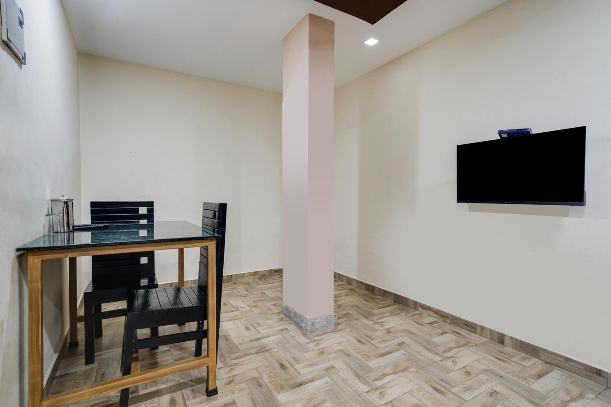 Hotel Buraimi Kochi