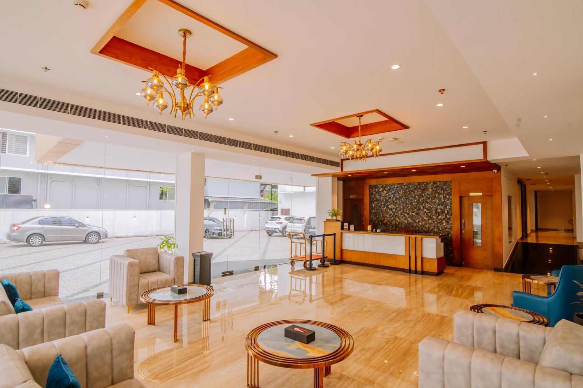 Hotel Seven Lights