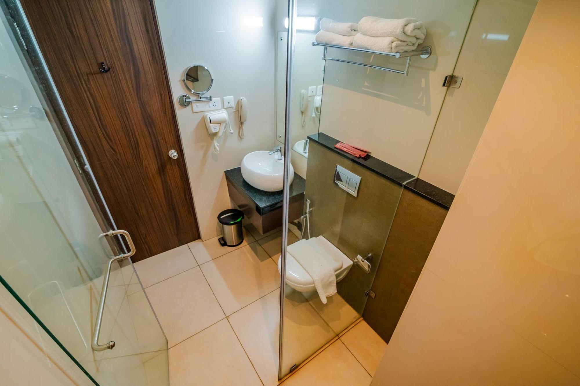 Seven Lights Hotel 4*