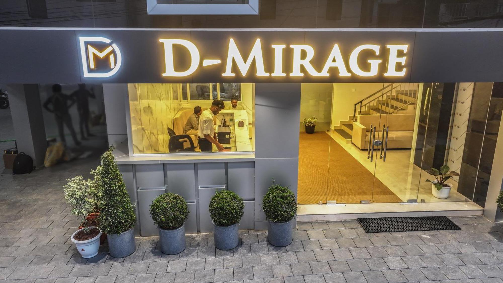 Hotel D Mirage 2*