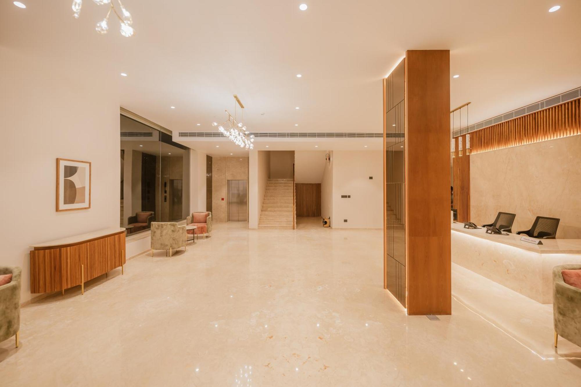Loft Business Hotel 4*