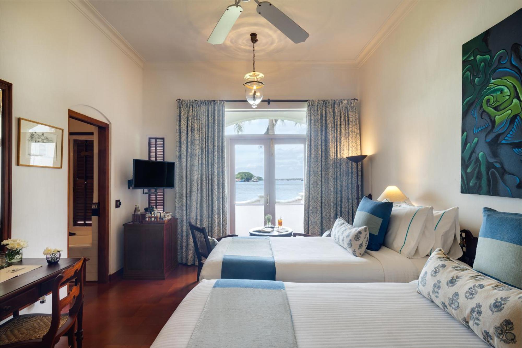 Brunton Boatyard - A Cgh Earth Experience