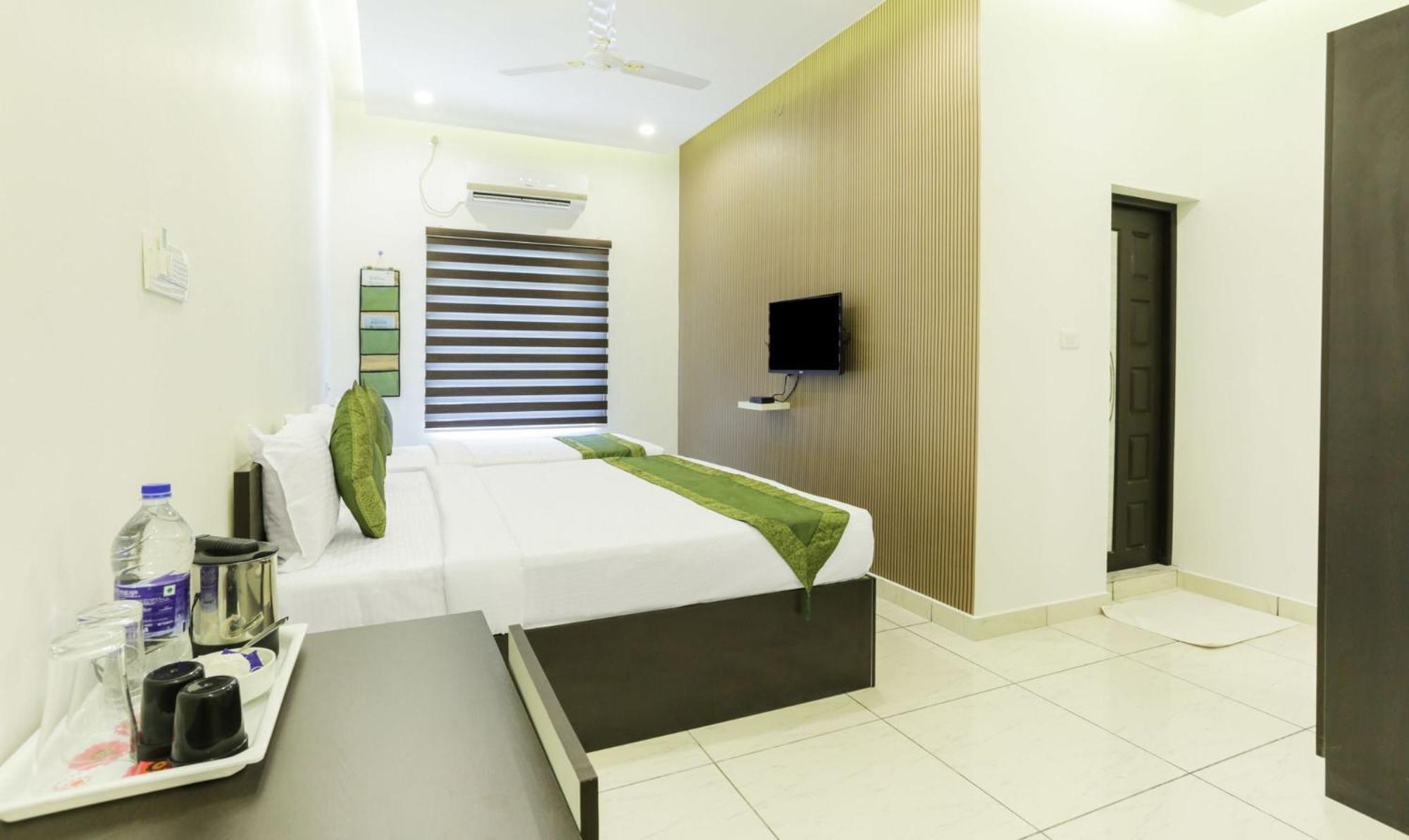 F Square 3* Kochi