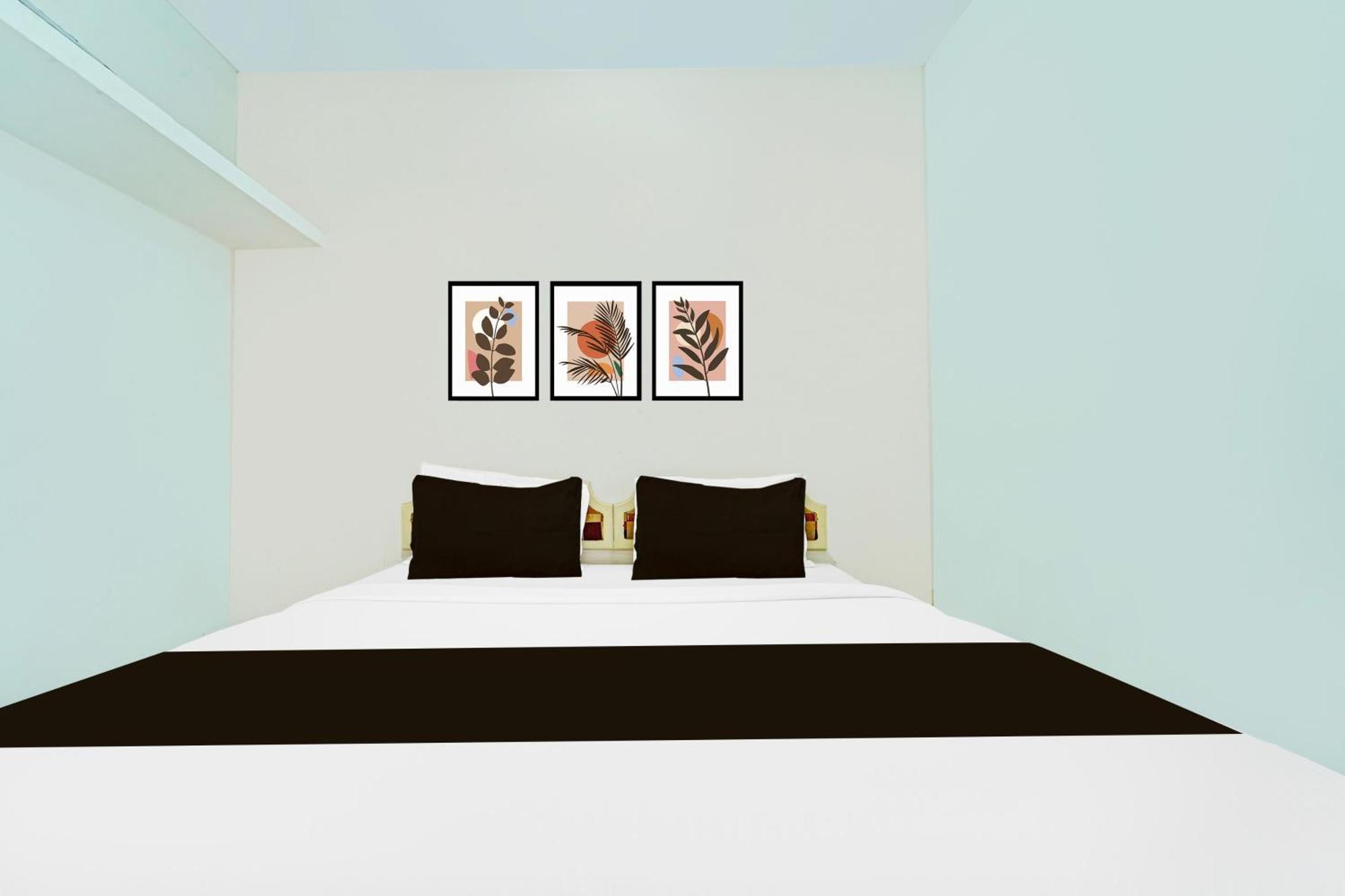 Super O Srm Road Hotel 4*