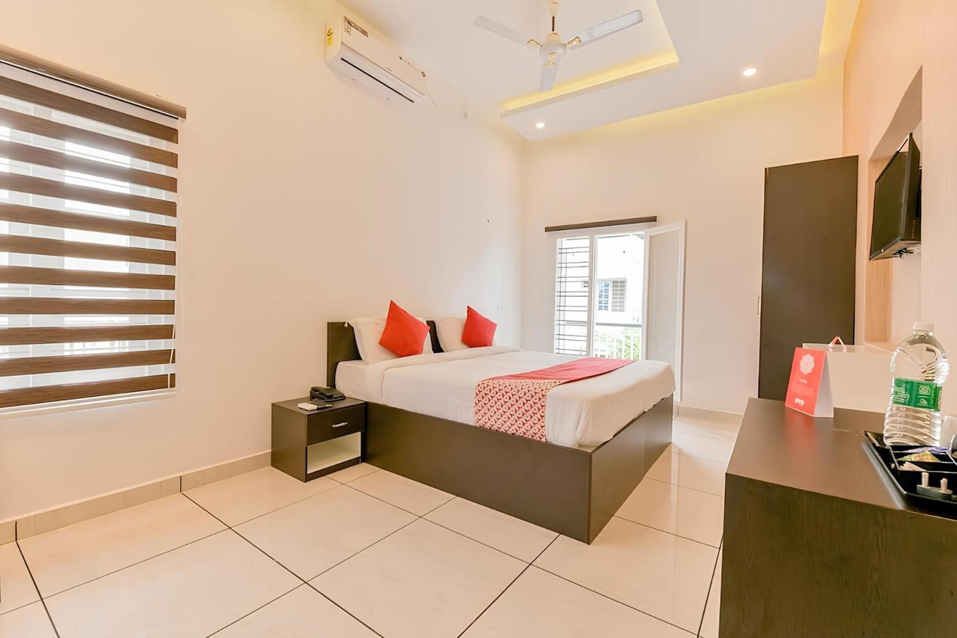 F Square Hotel