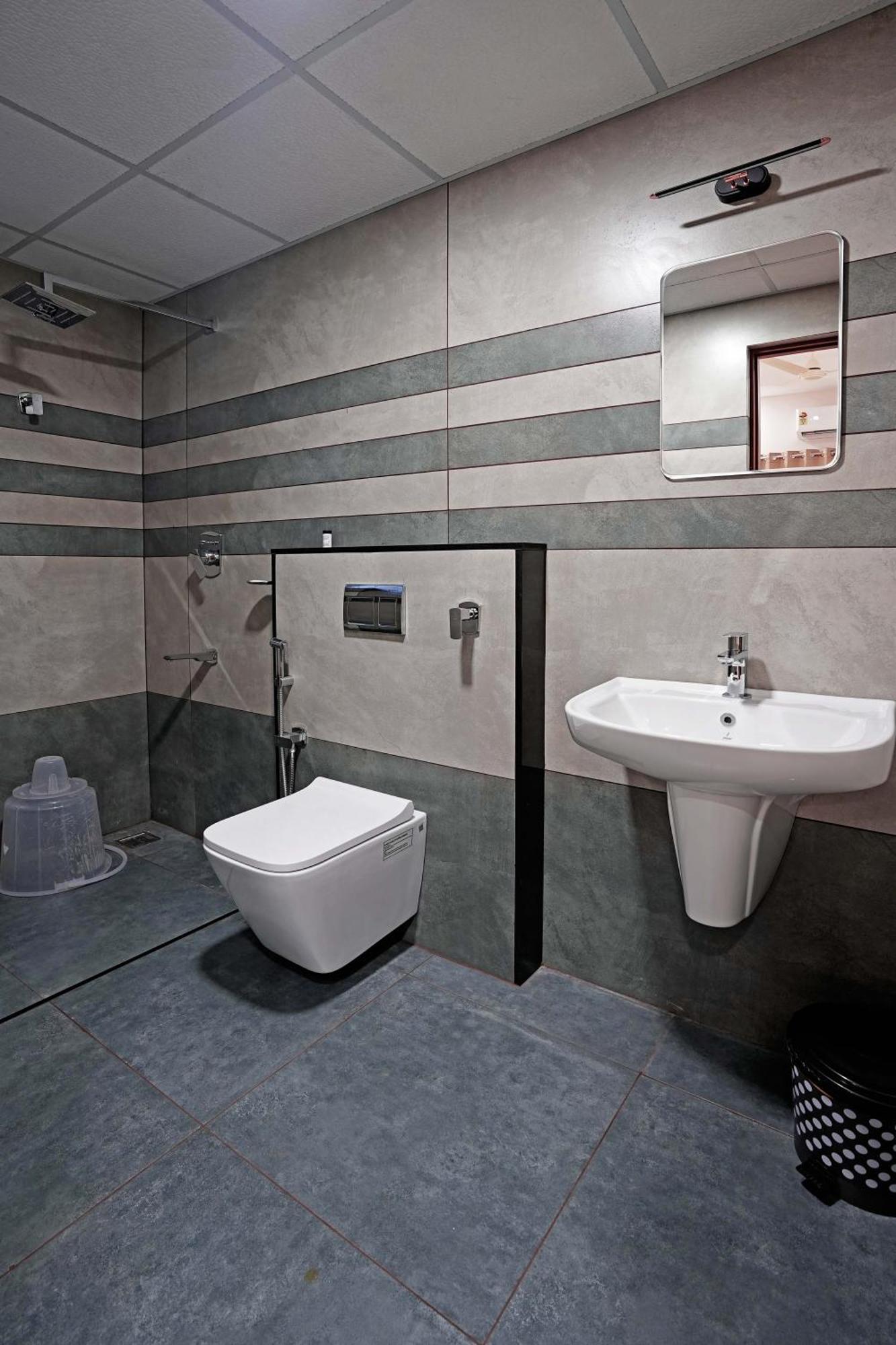 Greenview Velora Suits Kochi