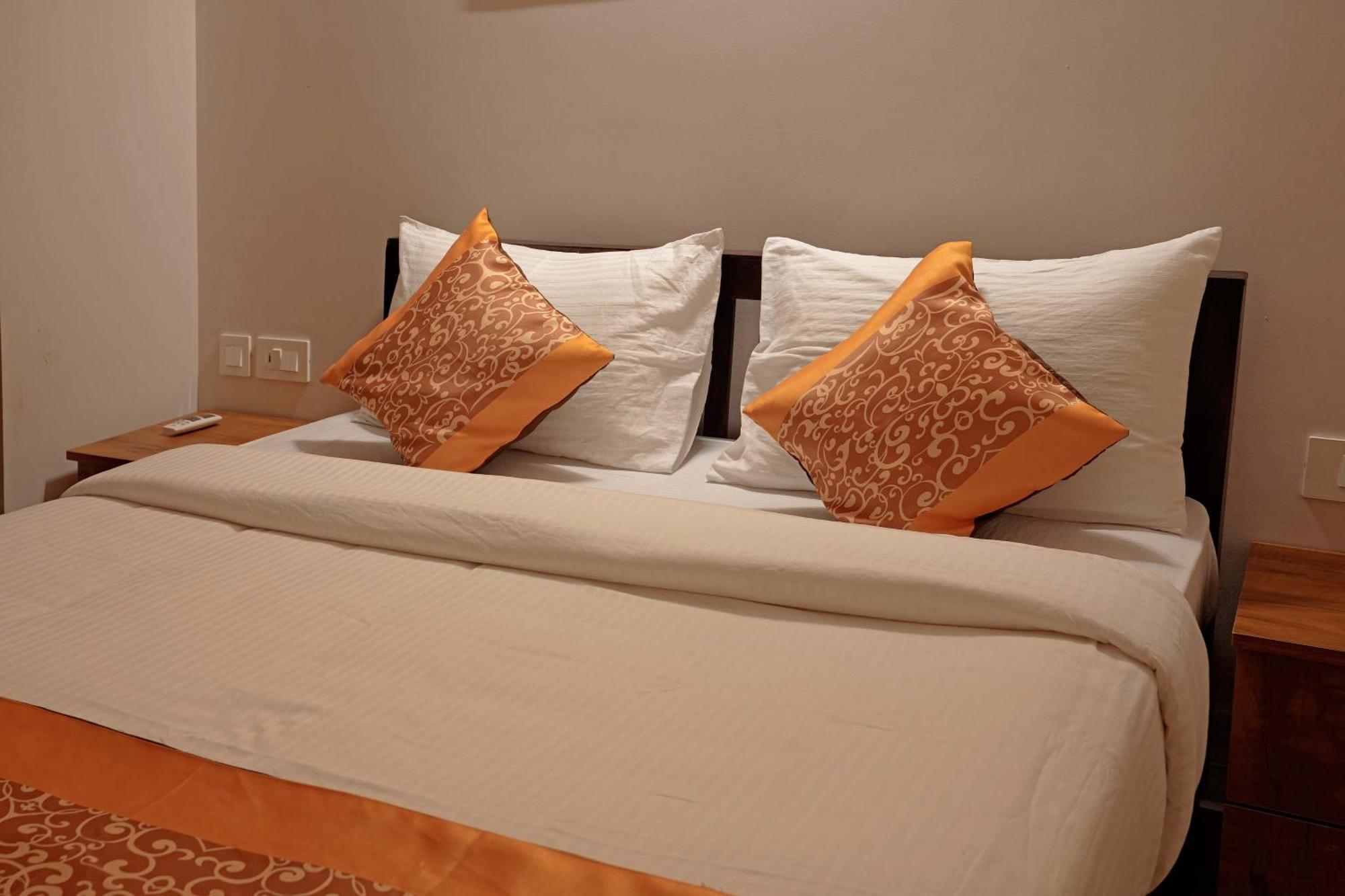 Greenview Velora Suits * Kochi