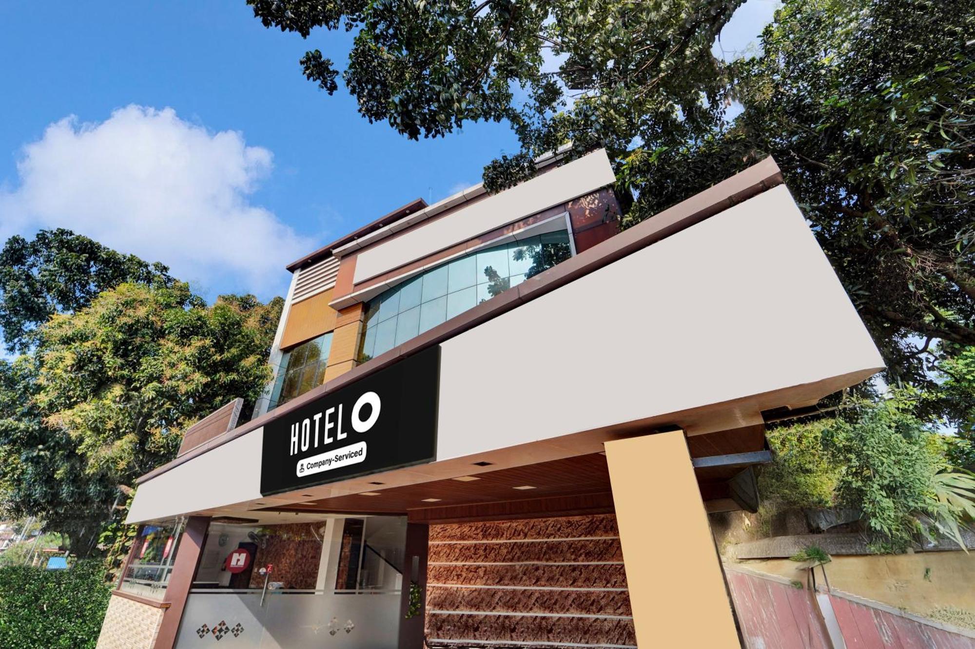 Super O Ernakulam Near North Railway Station Hotel *