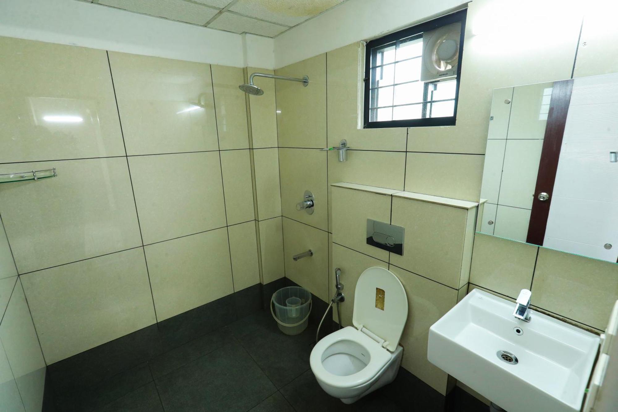 D-green Hotel Kochi