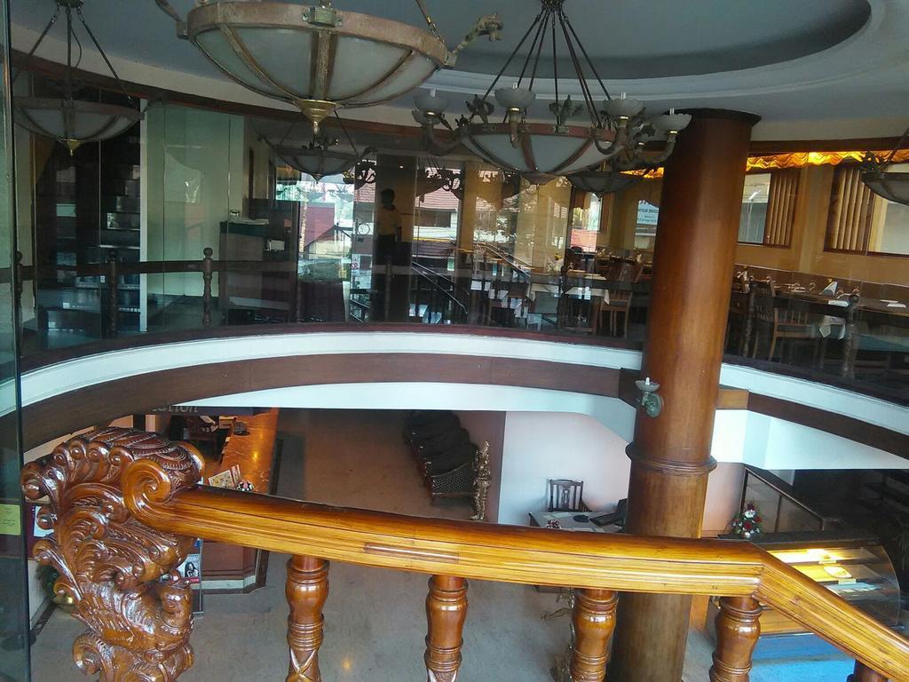 The Woods Manor Mg Road Kochi