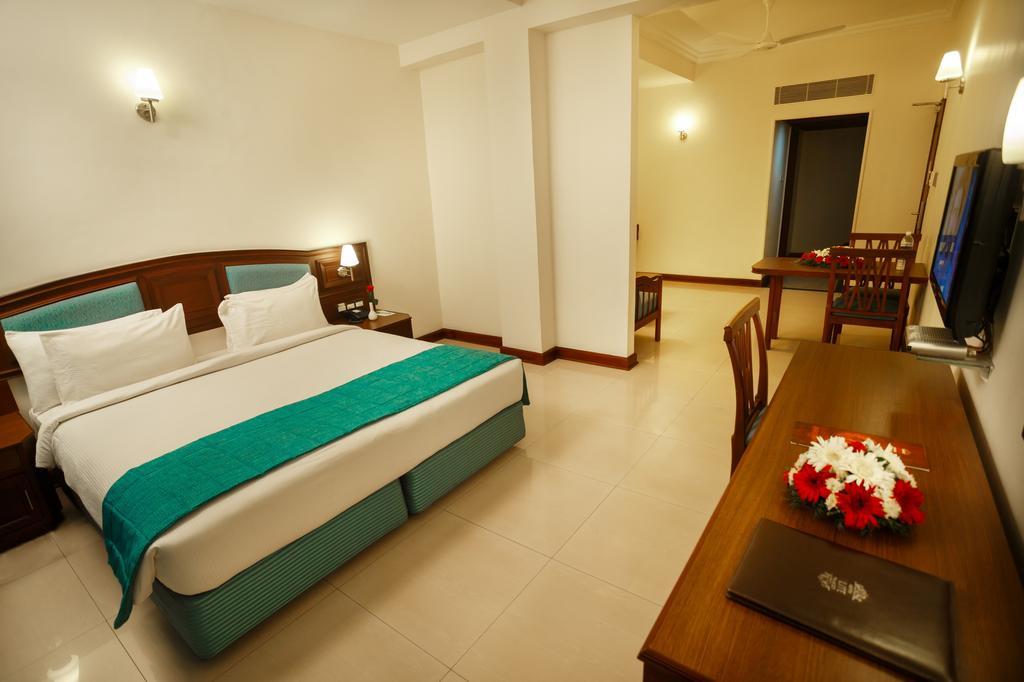 Elite Palazzo Hotel 3*