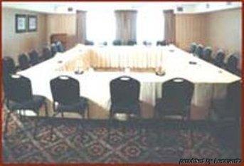 The Woods Manor Mg Road Hotel 3*