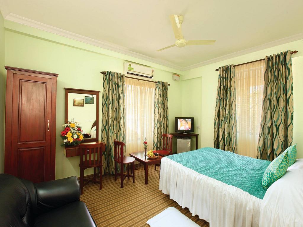 Sm Regency Hotel Kochi