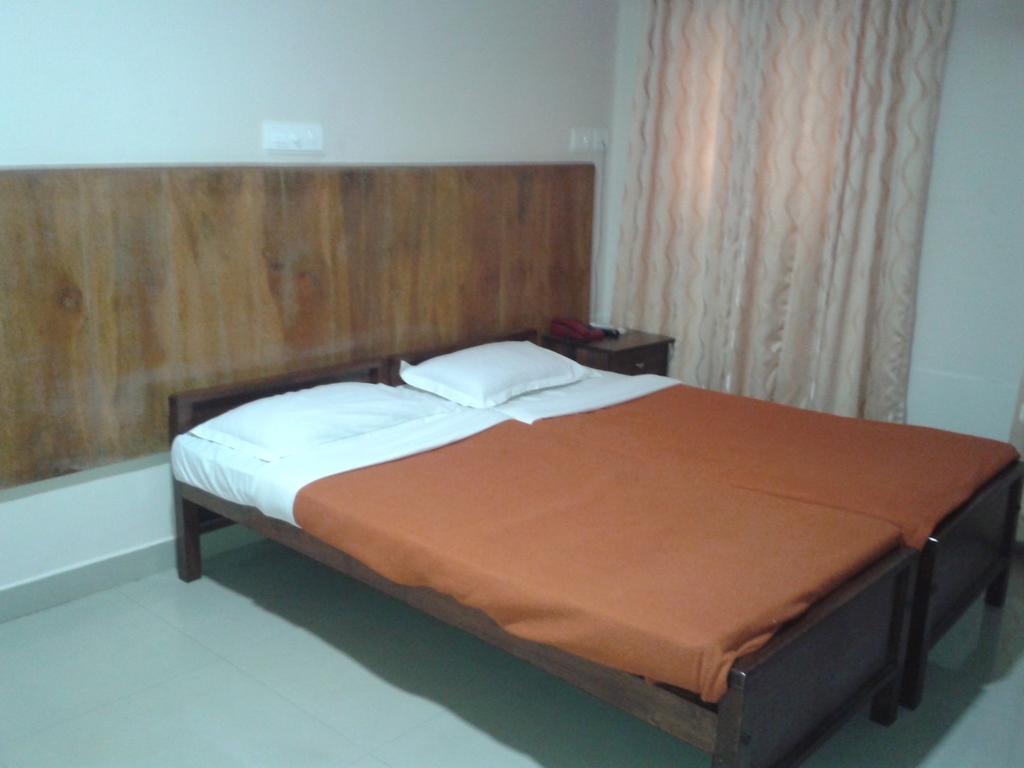 Embassy Hotel Kochi
