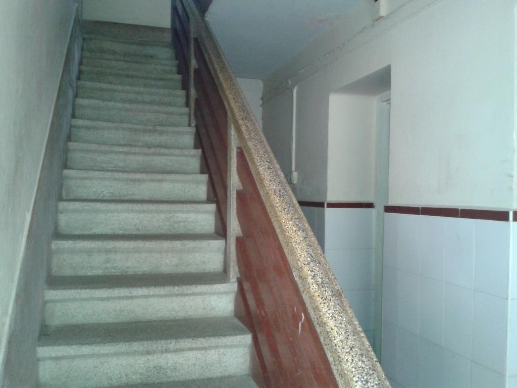 Embassy Hotel 2*