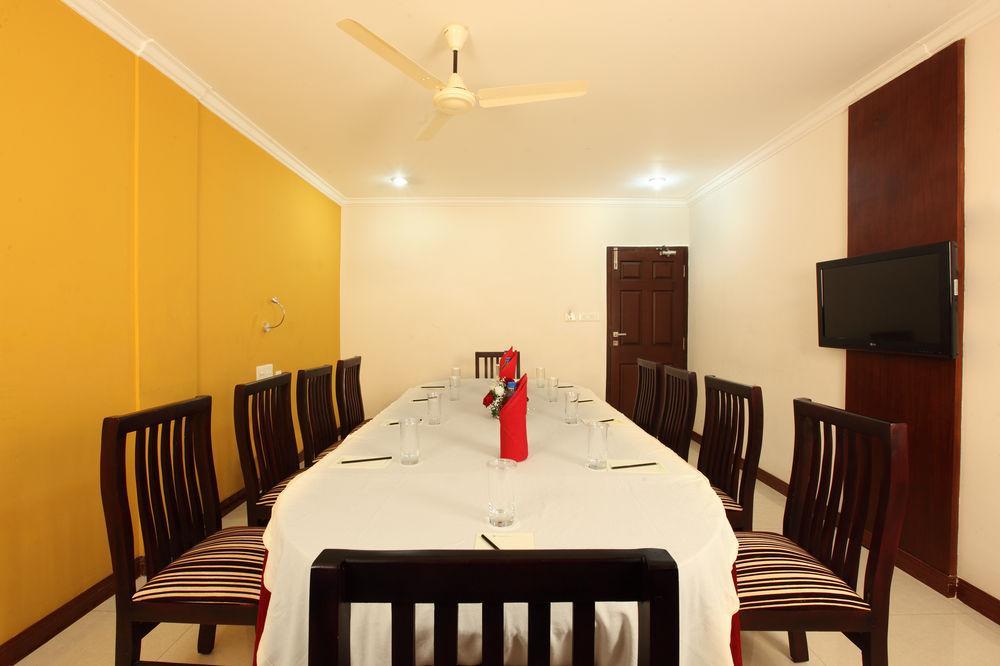 Hotel Pearl Palace 3*