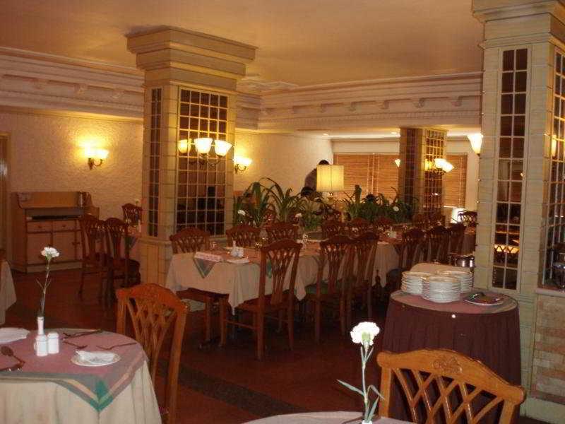 Abad Plaza 4* Kochi