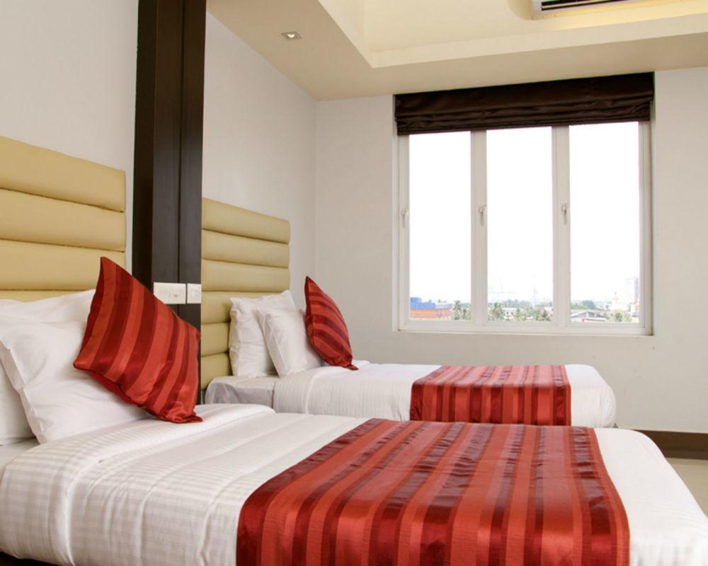 Imperial Regency Hotel 3*