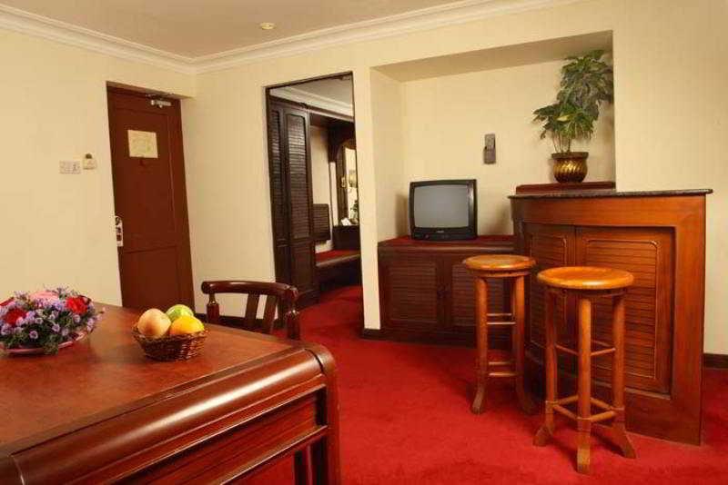 Hotel Yuvarani Residency