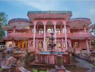 Vrindavan Retreat Hotel 3*