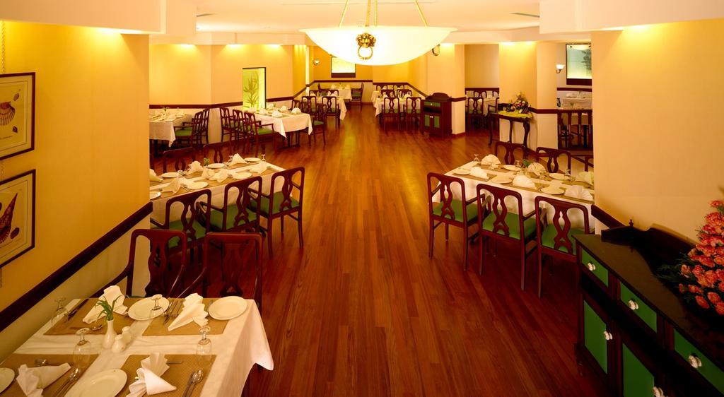 Hotel The International Kochi