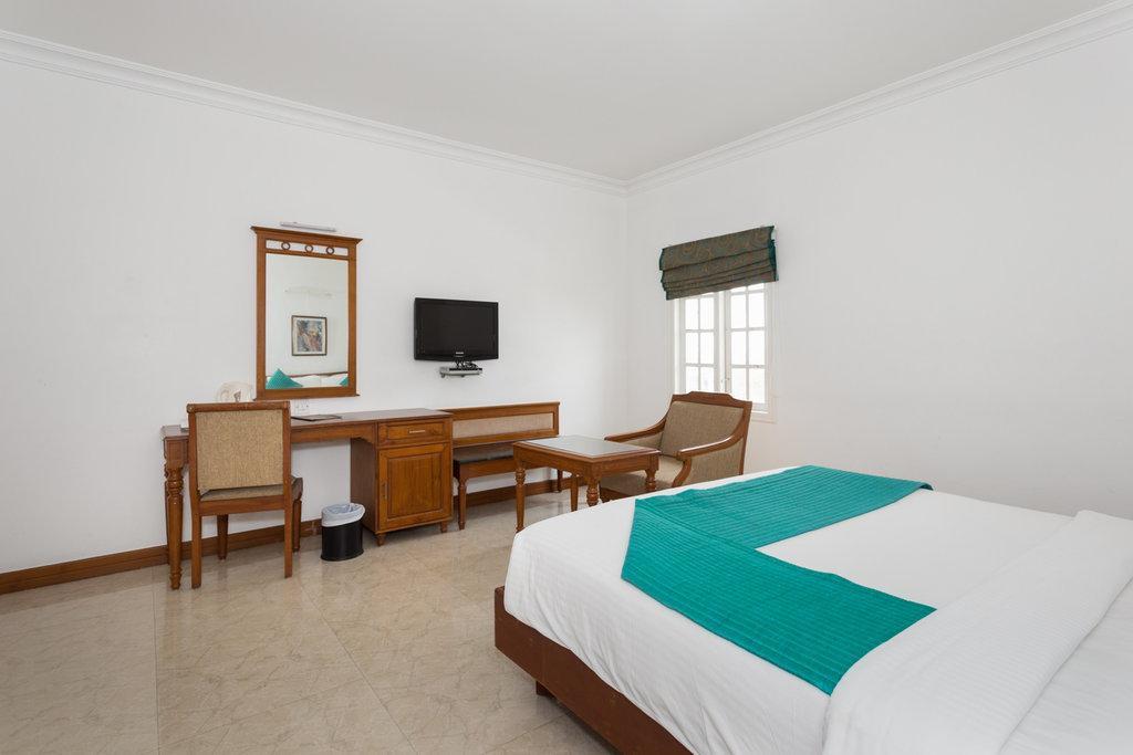 Hotel The Avenue Center 3*