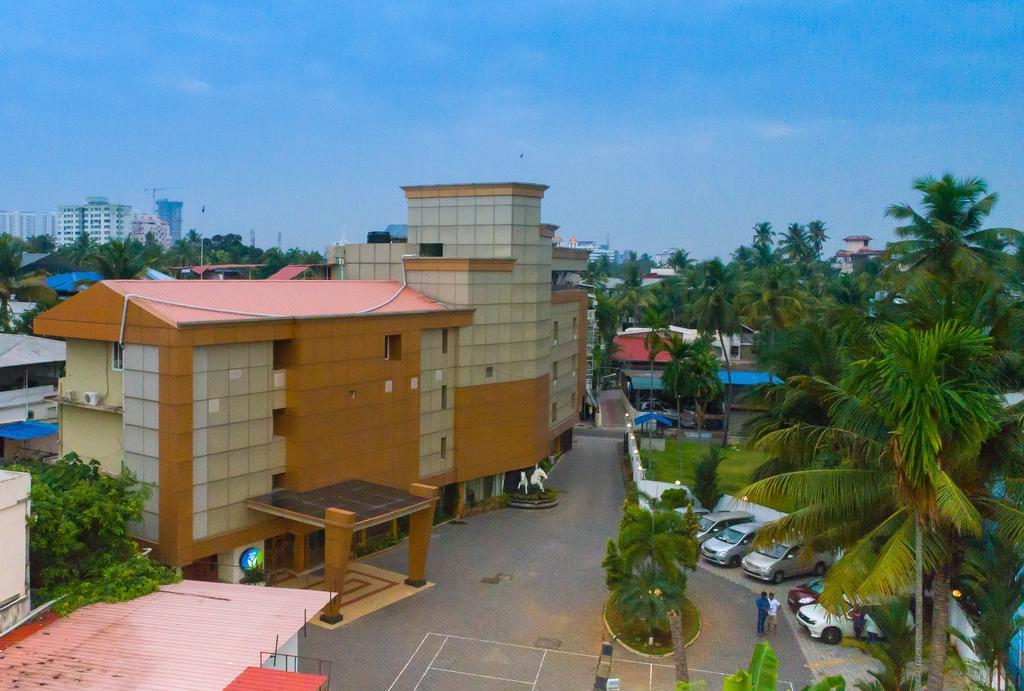 Vedanta Wake Up - Ernakulam North Station