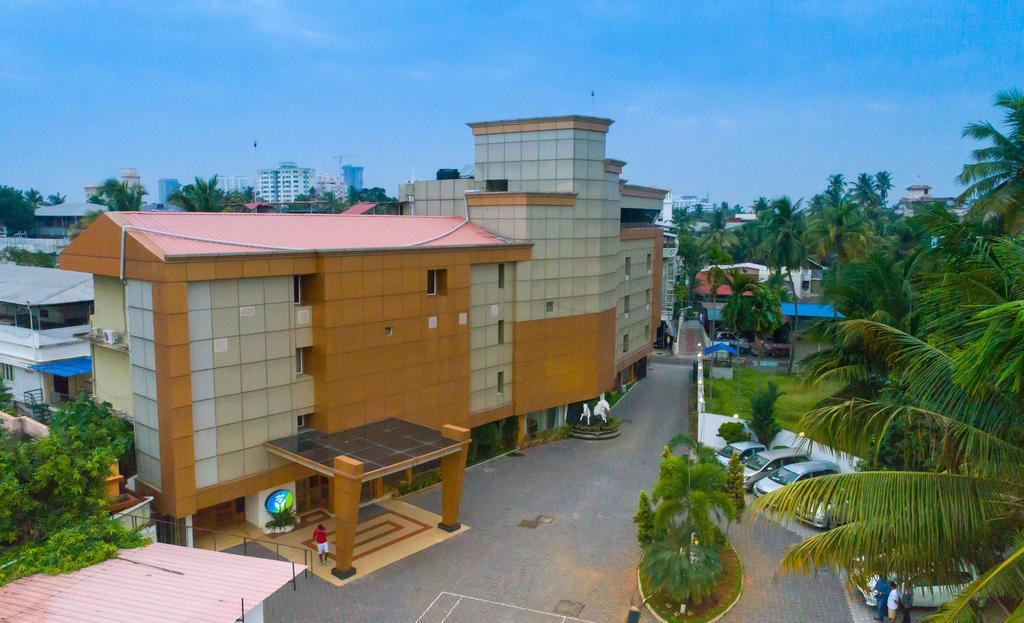 Hotel Vedanta Wake Up - Ernakulam North Station