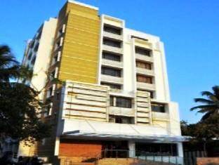 Cochin Seaport Hotel 4*