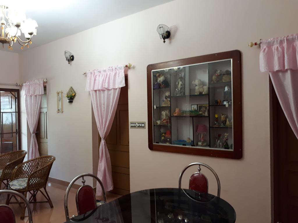 Valiyathayil Homestay