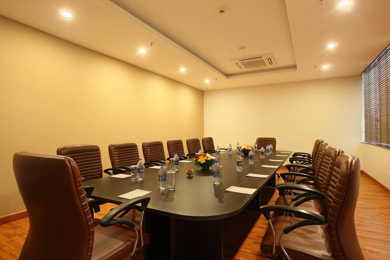 Starlit 4* Kochi