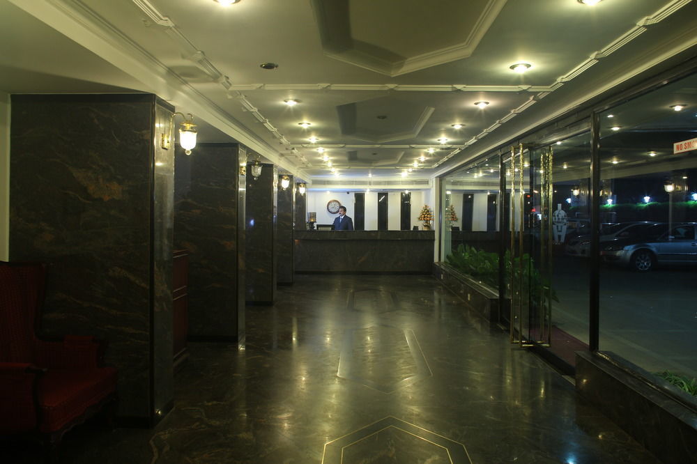 The International Hotel 4*