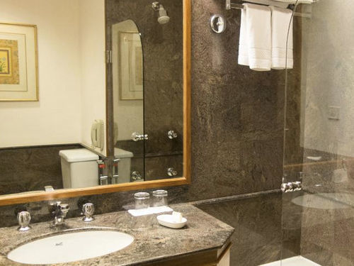 Hotel The Fern-an Ecotel Hotel,