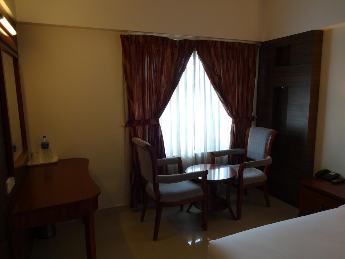 Kunnathan Residency Hotel Kochi
