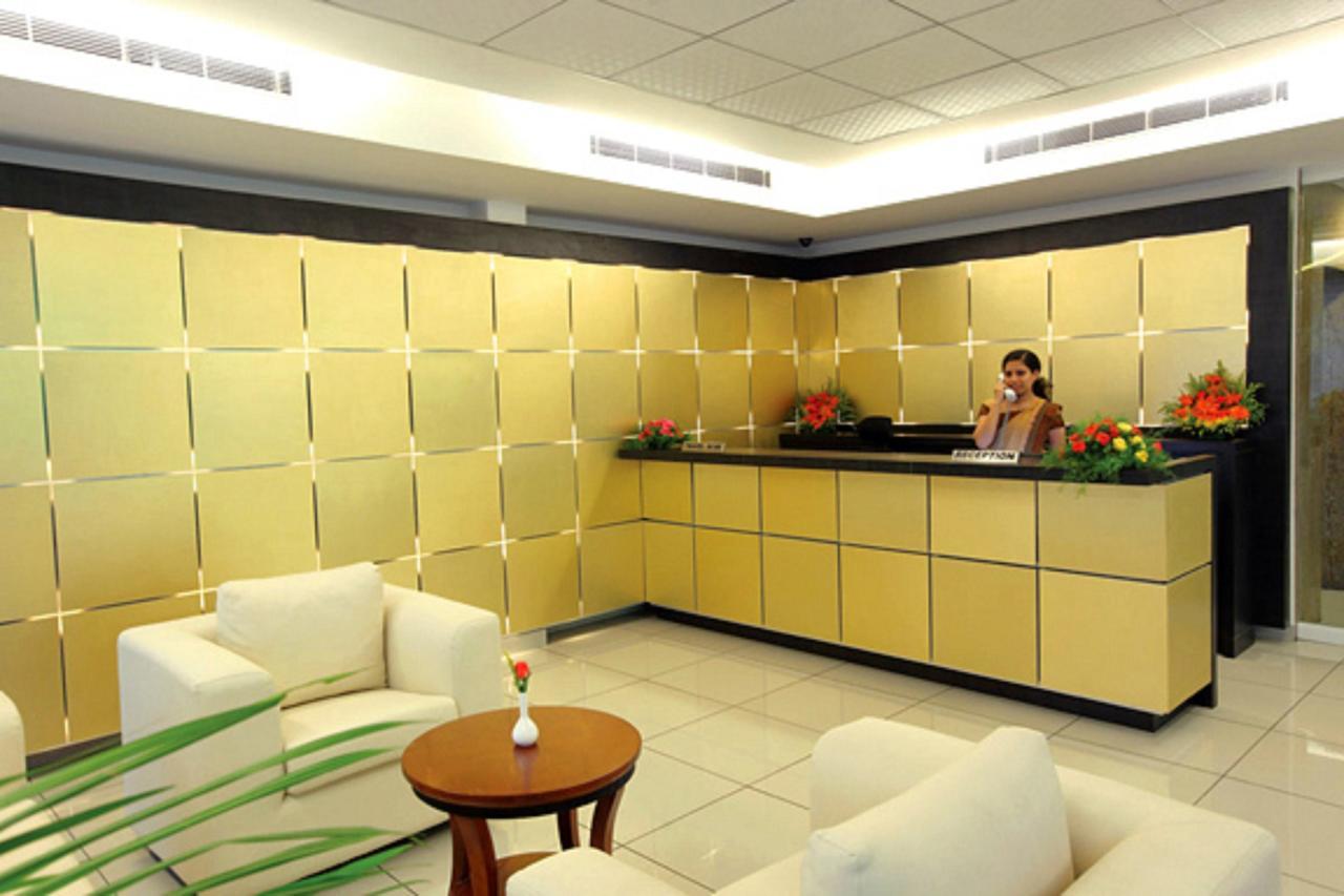 Kunnathan Residency Hotel