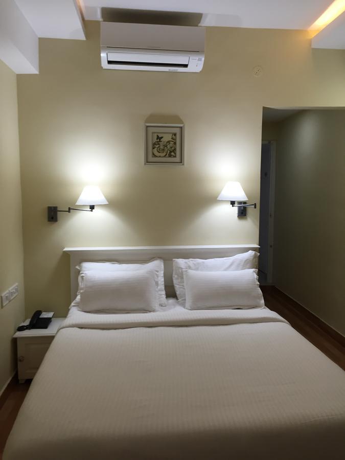 Daffodils Spice Court 3*