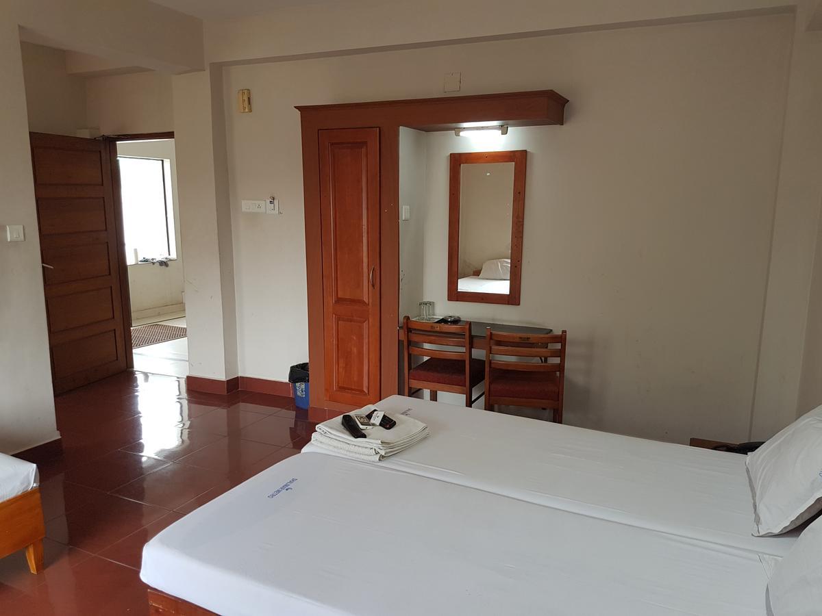 Hotel Shalimar Metro