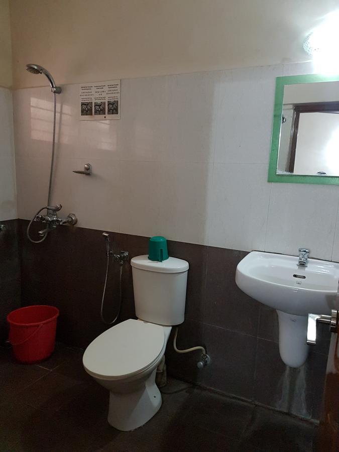 Shalimar Metro Hotel 2*