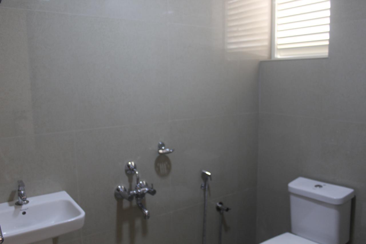 Hisham Residency Hotel 2*