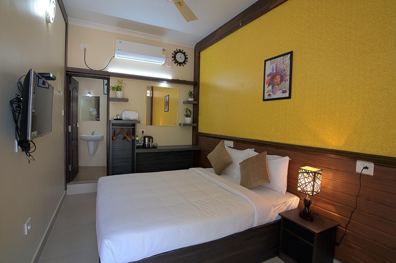 Gems 9 Airport Hotel