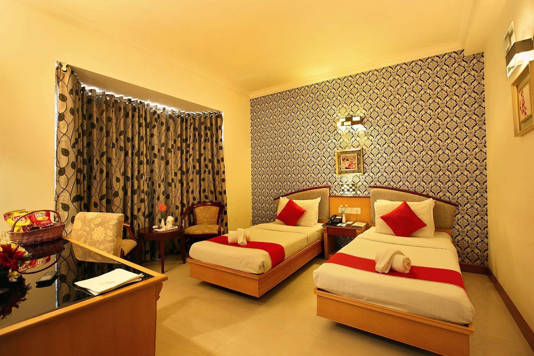 Park Residency, Kakkanad 4* Kochi