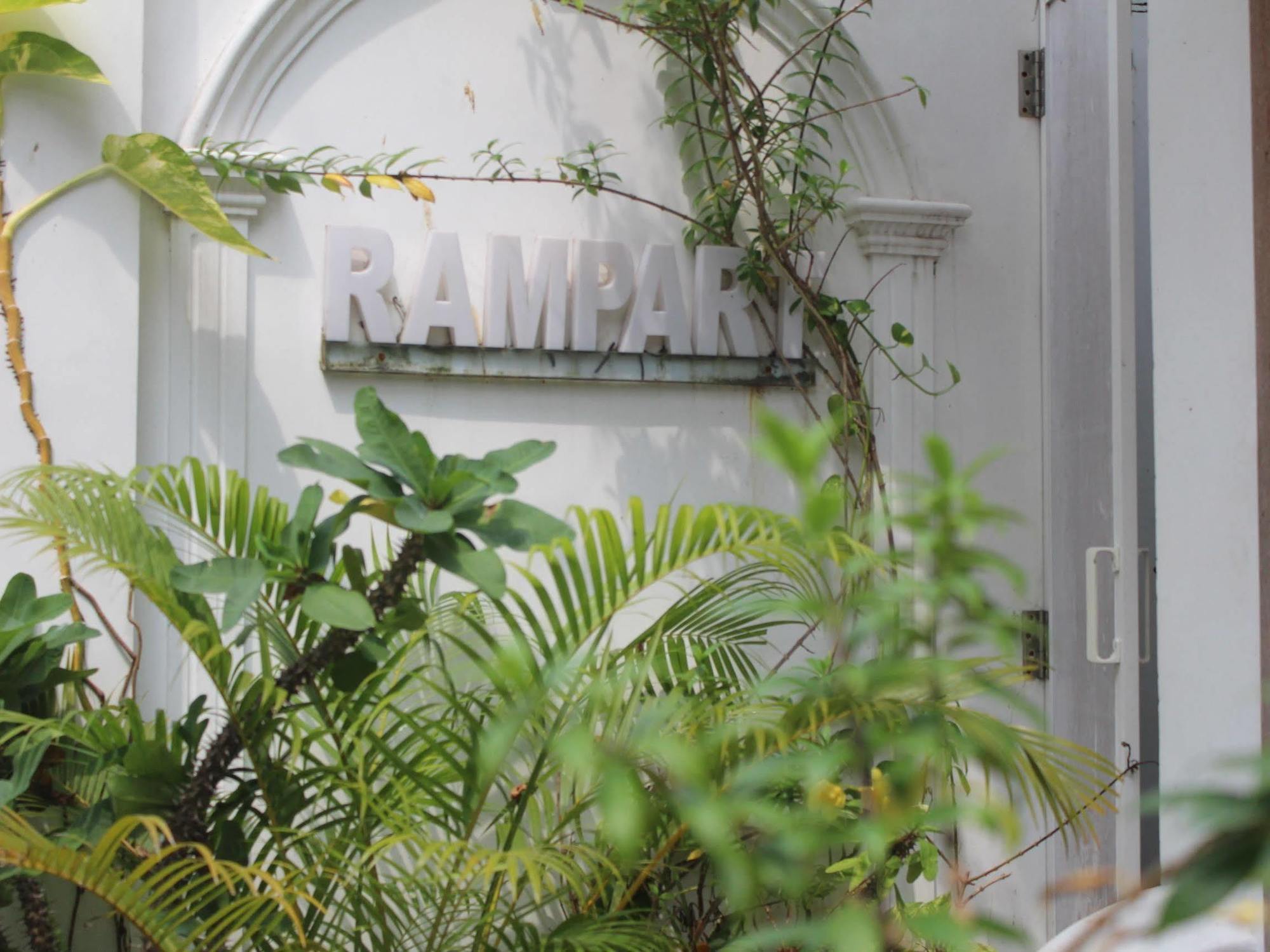 Rampart Homestay Hostel