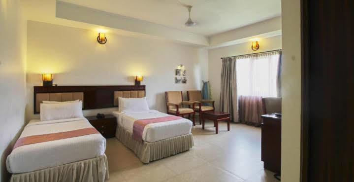 Hotel Nm Royale County Kochi