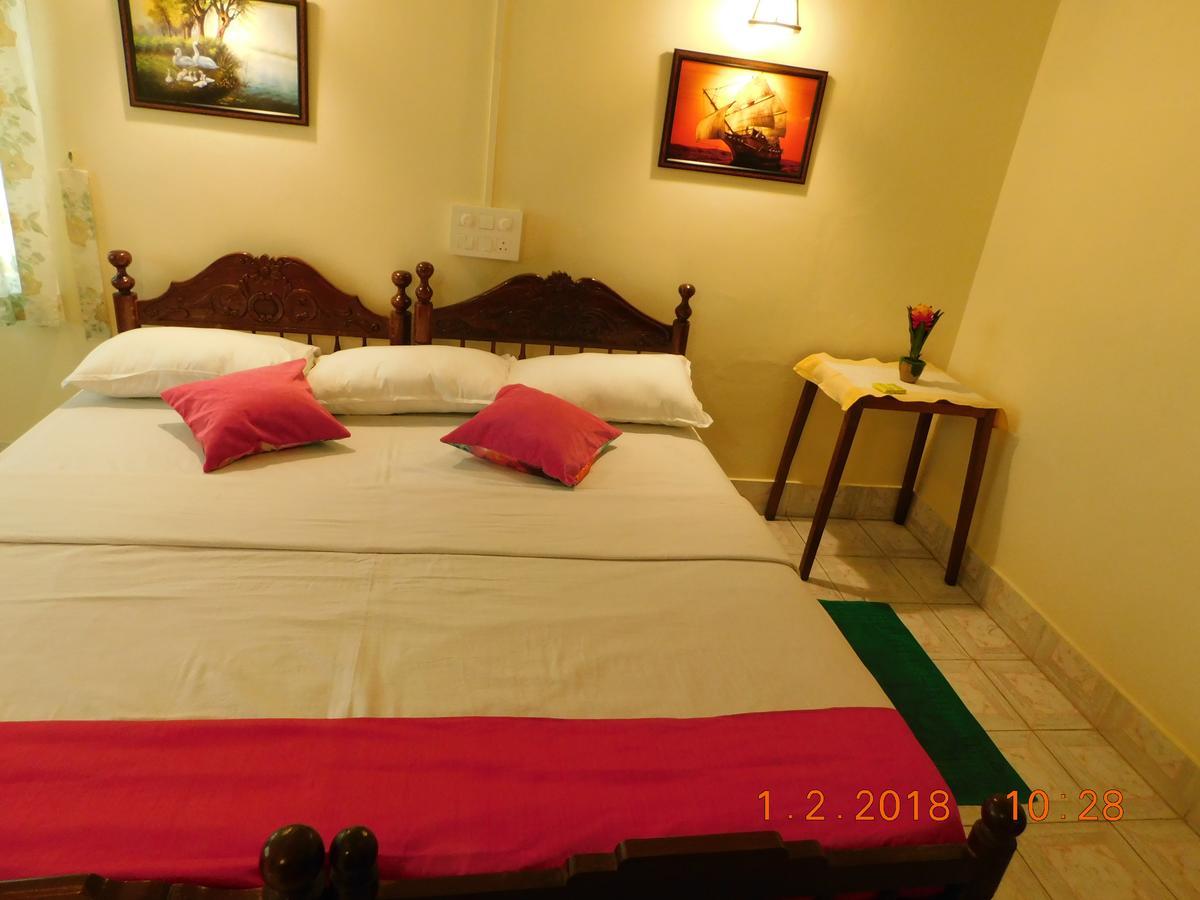 Bed & Breakfast Sunset Beach Cherai *