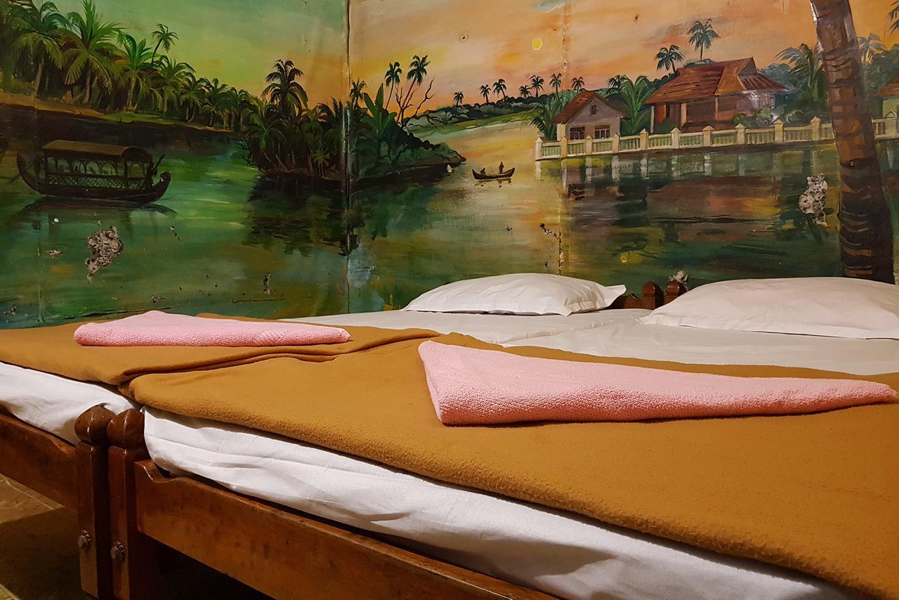 Bliss * Kochi