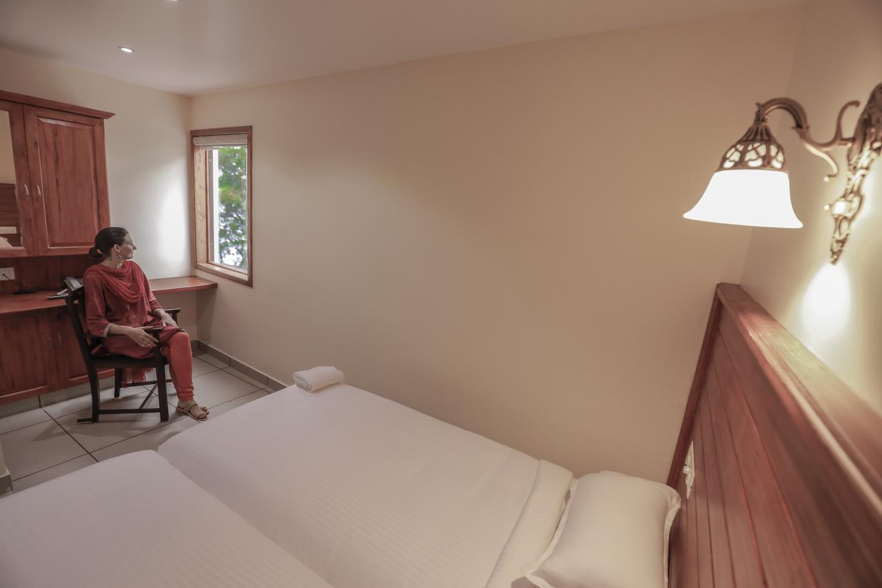 Roses Fortkochi 3*