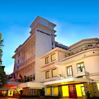 Hotel The International Kochi