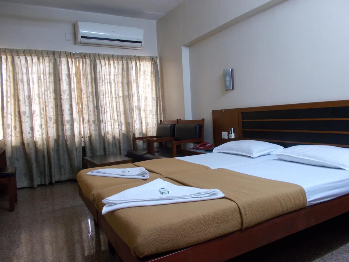 Hotel Biju's Tourist Kochi